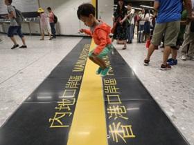 高鐵第3日客量未及預期一半